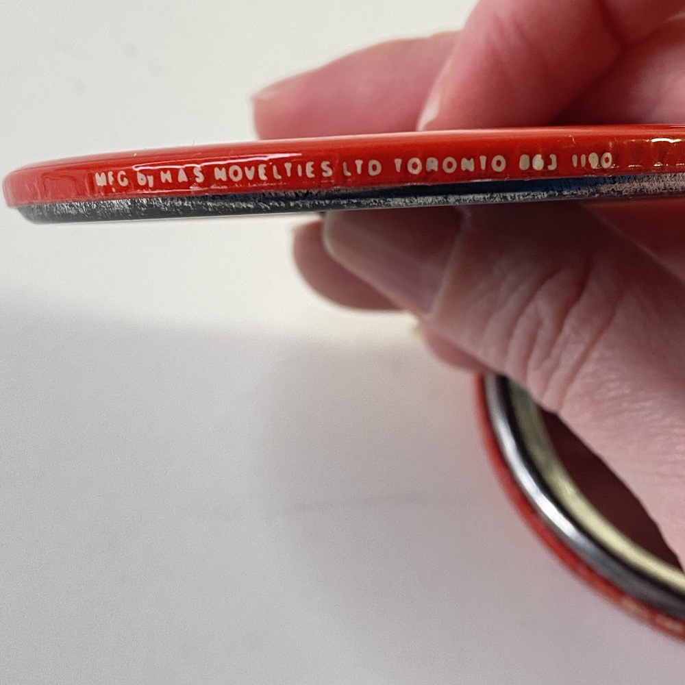 Coca Cola Red Collectible Button Pair - Picture 7 of 10